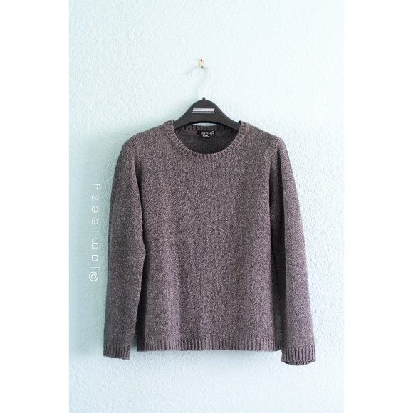 Forever 21 | Ribbed Hem Light Knit Sweater - Picture 1 of 6